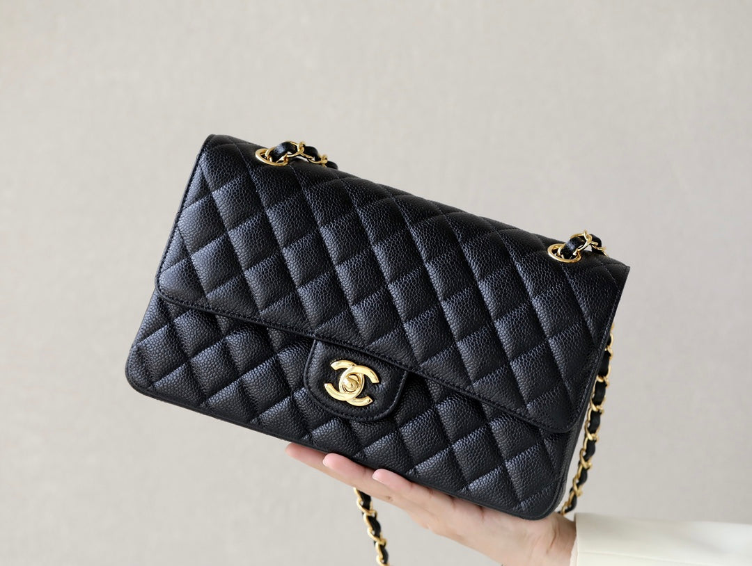 0528 Medium Classic Handbag Grained Calfskin 0528 Medium Classic Handbag Grained Calfskin