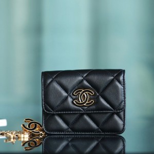 0528 Pending Belt Clutch on Chain in Black Lambskin AGHW