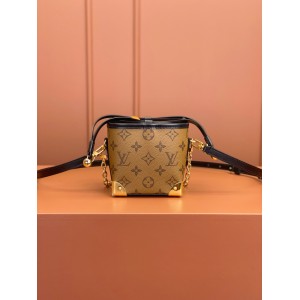 0528 Noé Purse  Charms Monogram Reverse