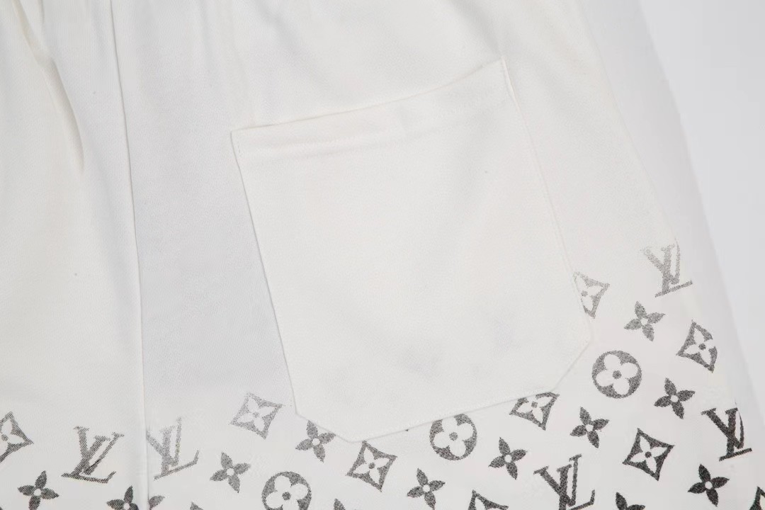 New full-print gradient shorts New full-print gradient shorts