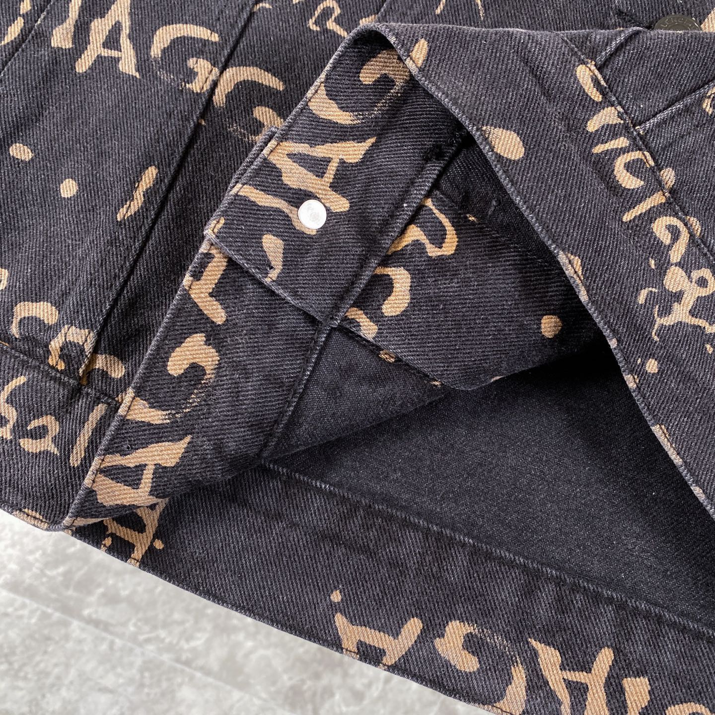 Classic full print letter wash jacket Classic full print letter wash jacket