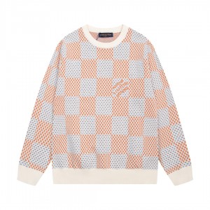 1014 Classic multi-colored plaid sweater