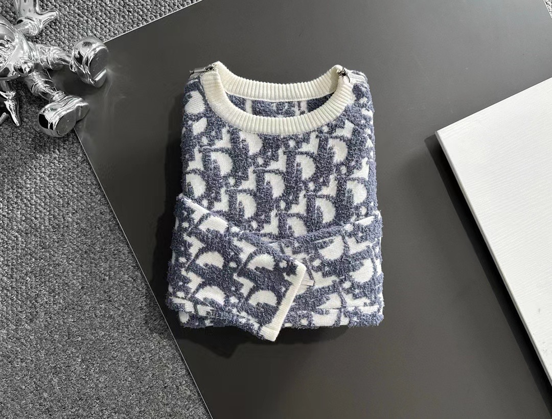 New personalized zipper sweater New personalized zipper sweater