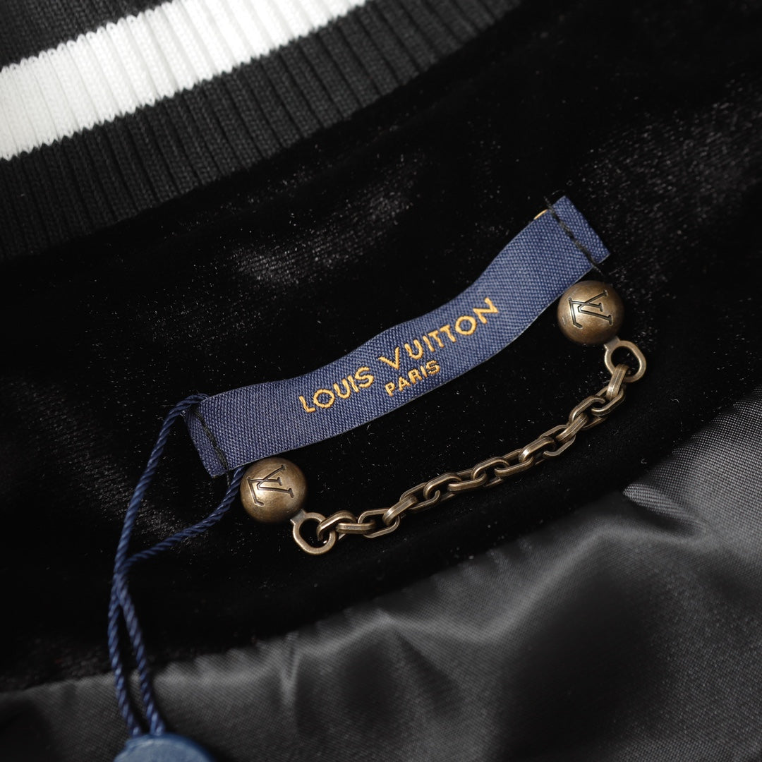 1102 New high quality black classic baseball jacket 1102 New high quality black classic baseball jacket