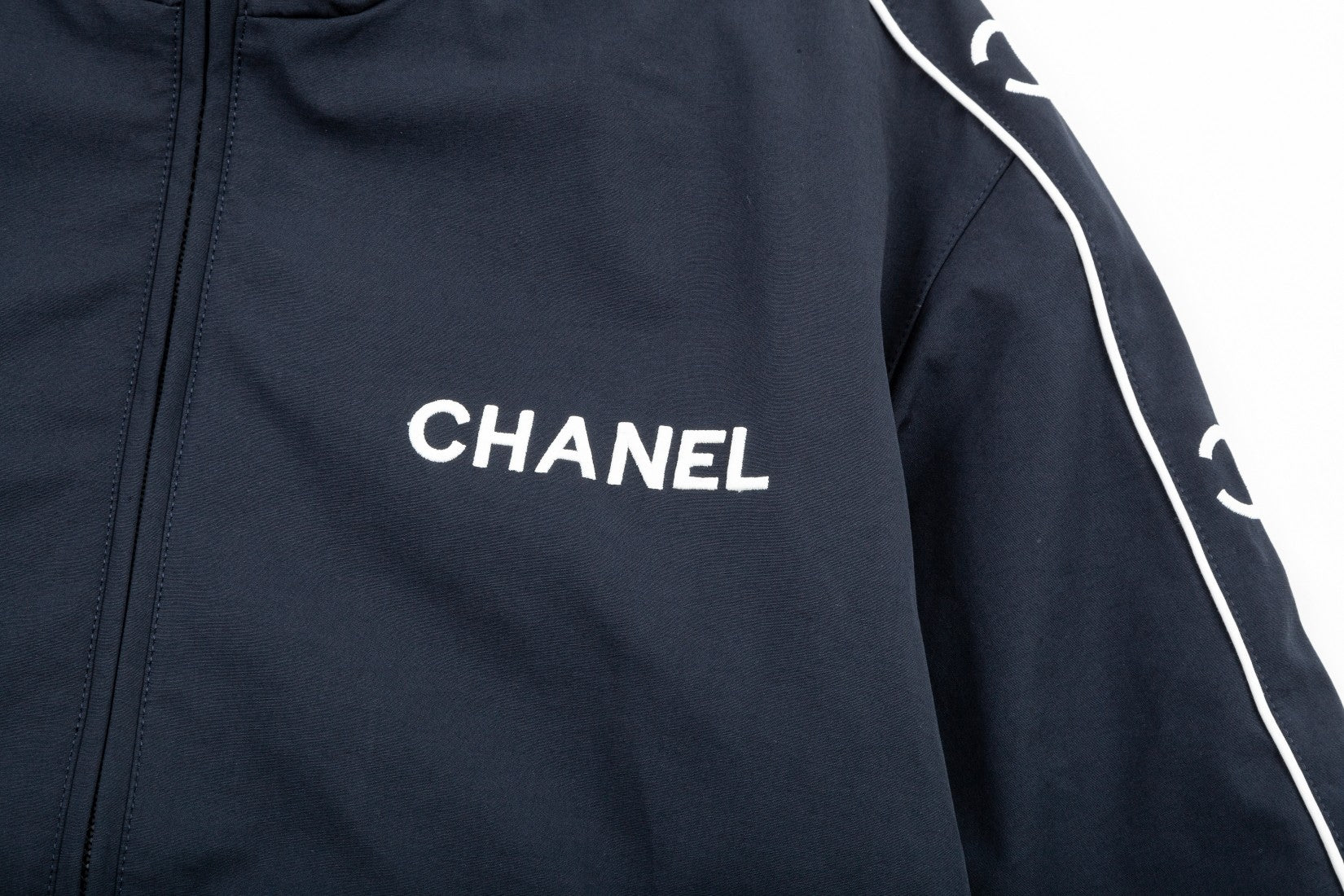 1021 New high quality embroidered vintage zipper hooded trench coat 1021 New high quality embroidered vintage zipper hooded trench coat