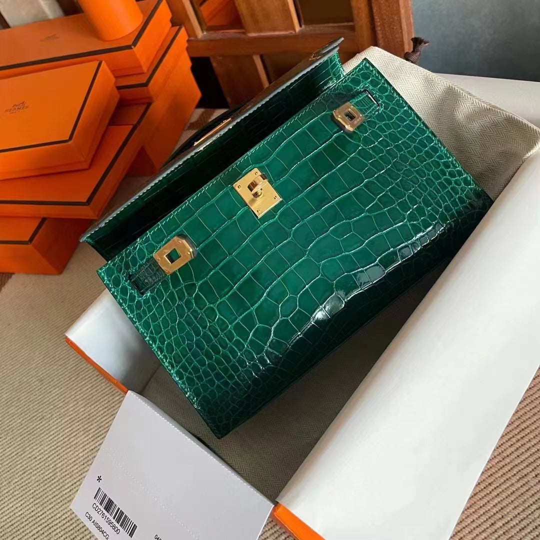 0528 Imperial green crocodile leather 0528 Imperial green crocodile leather