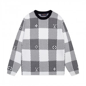 1014 Classic multi-colored plaid sweater