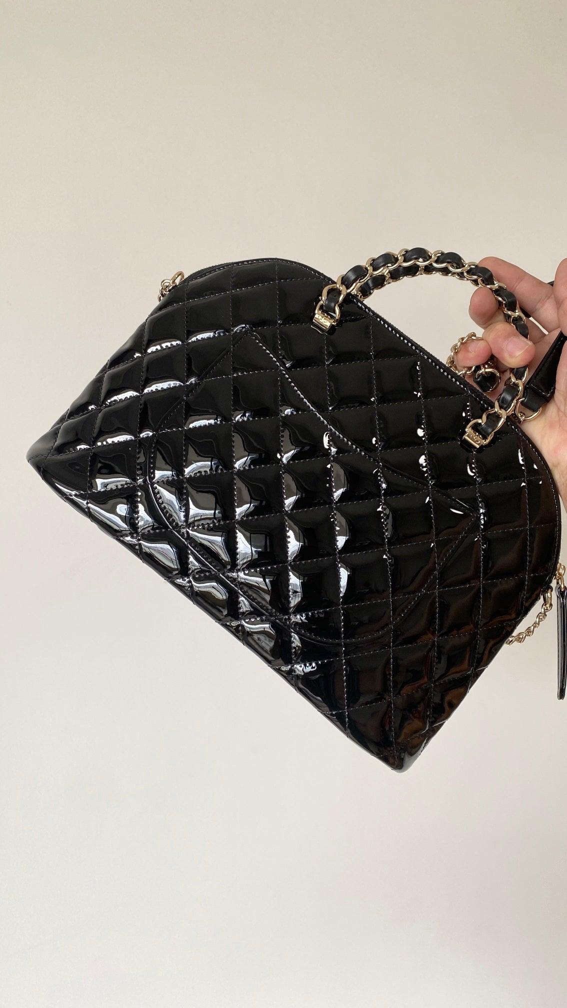 0528 Small handbag patent calfskin 0528 Small handbag patent calfskin