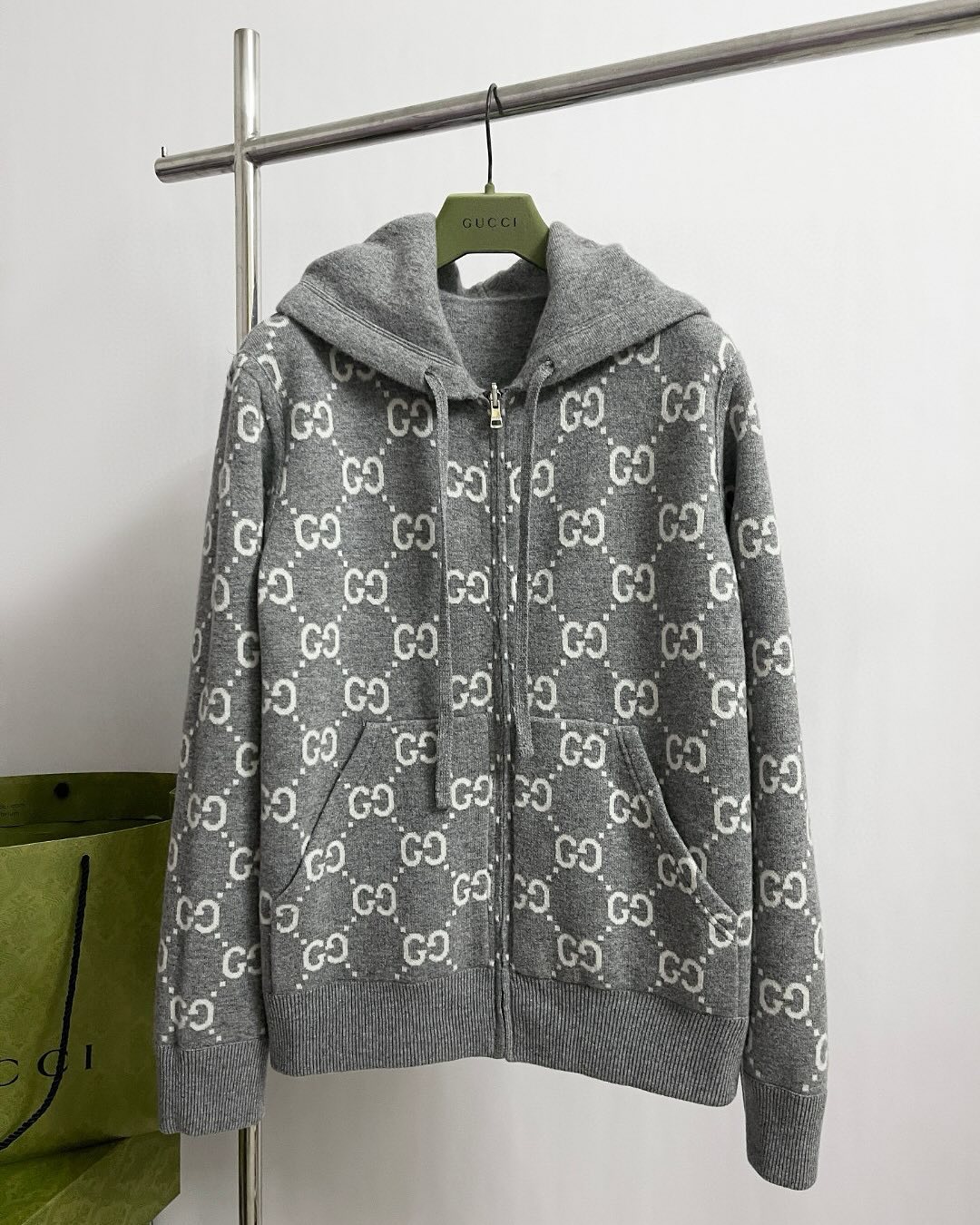 Full printed hooded cardigan(Double -sided to wear) Full printed hooded cardigan(Double -sided to wear)