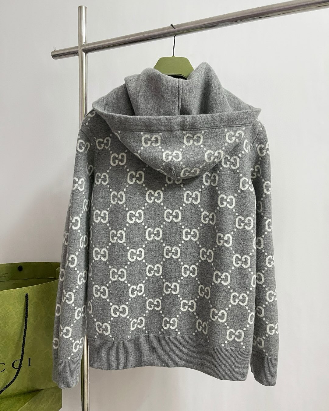 Full printed hooded cardigan(Double -sided to wear) Full printed hooded cardigan(Double -sided to wear)