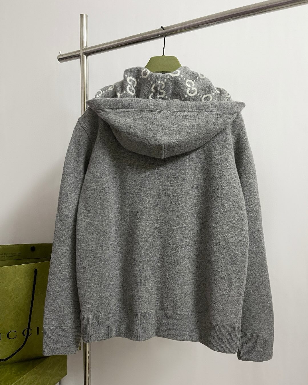 Full printed hooded cardigan(Double -sided to wear) Full printed hooded cardigan(Double -sided to wear)