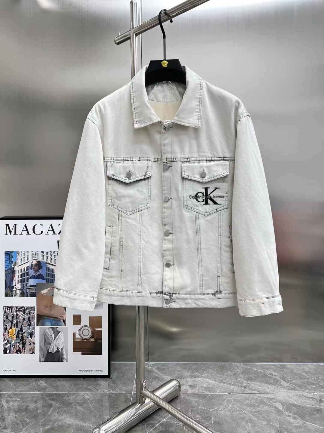Heavy process limited edition runway fleece denim jacket Heavy process limited edition runway fleece denim jacket