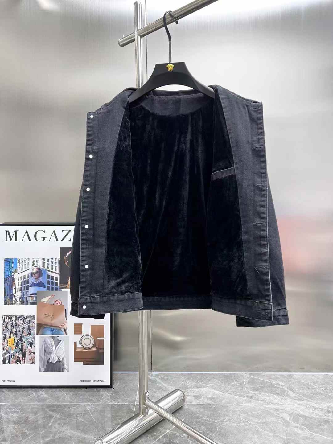 Heavy process limited edition runway fleece denim jacket Heavy process limited edition runway fleece denim jacket