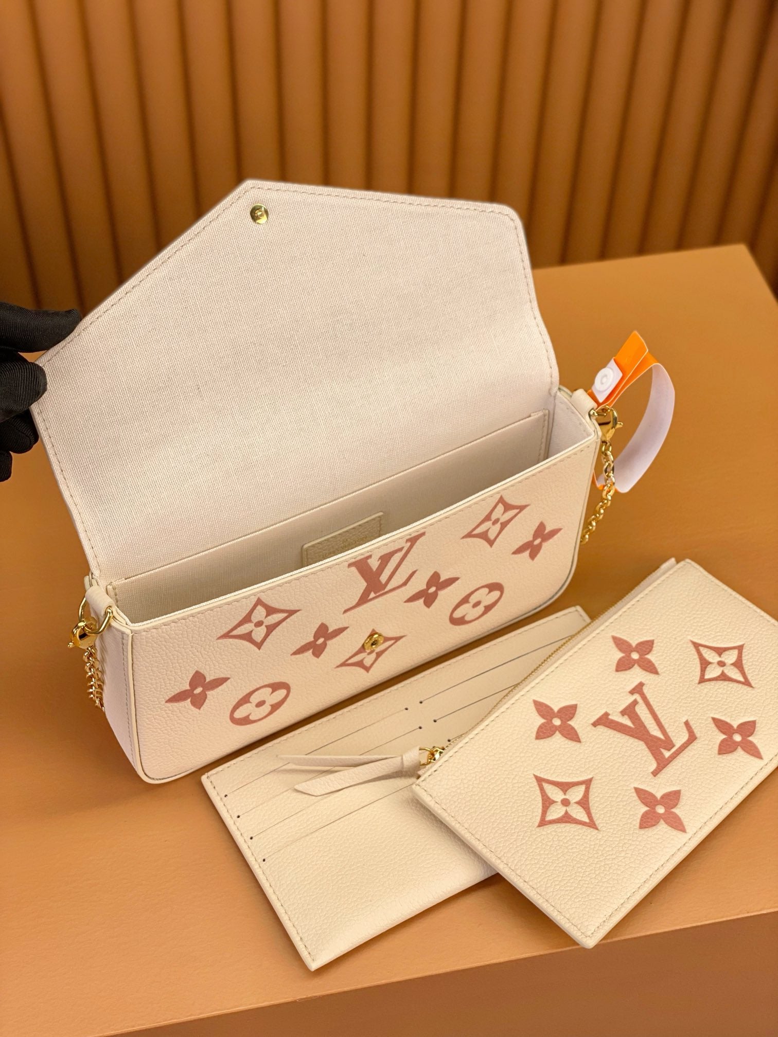 0528 Monogram Empreinte Félicie Pochette 0528 Monogram Empreinte Félicie Pochette