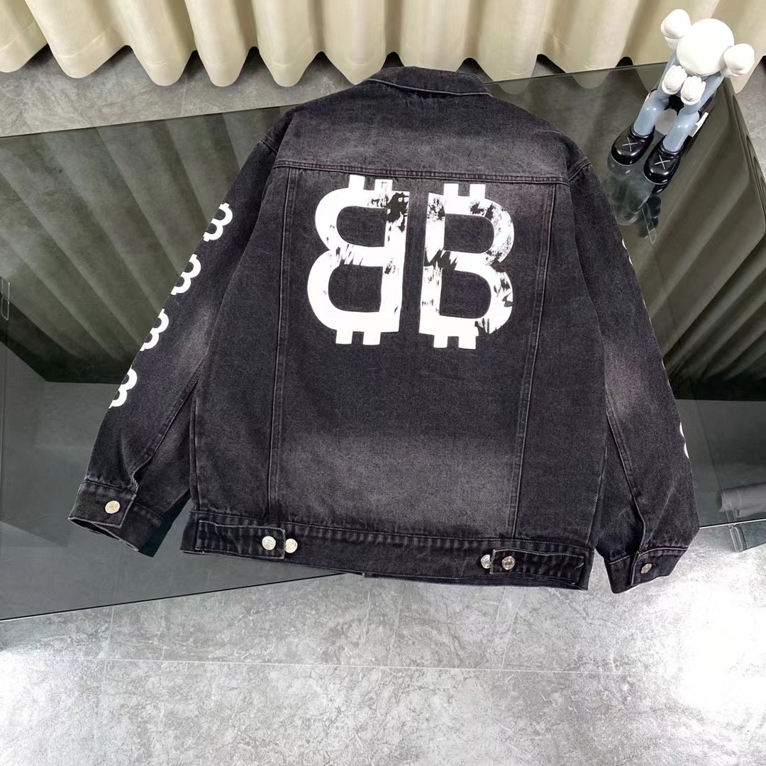 Light luxury double B print denim jacket Light luxury double B print denim jacket