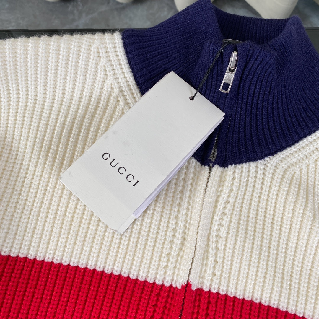 Color-matching zipper knit sweater jacket Color-matching zipper knit sweater jacket
