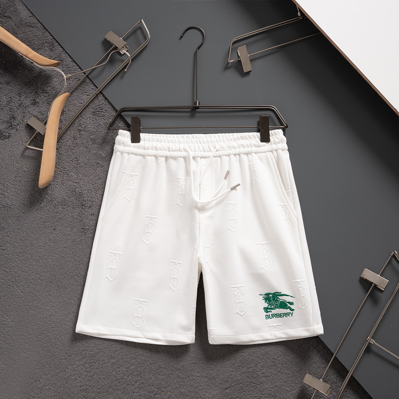 Knitted and embroidered high end shorts Knitted and embroidered high end shorts