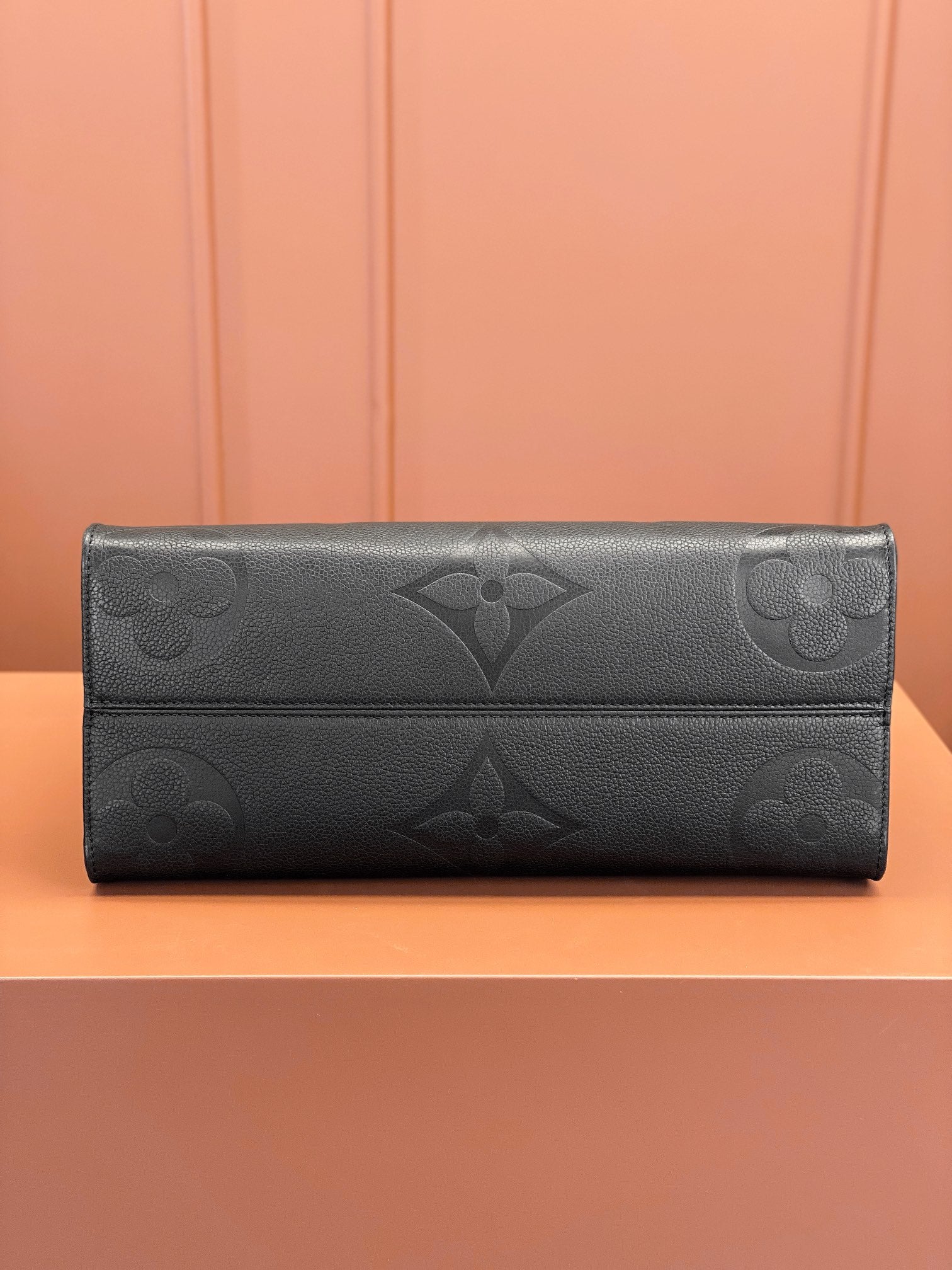 0528 OnTheGo MM Monogram Empreinte Leather 0528 OnTheGo MM Monogram Empreinte Leather