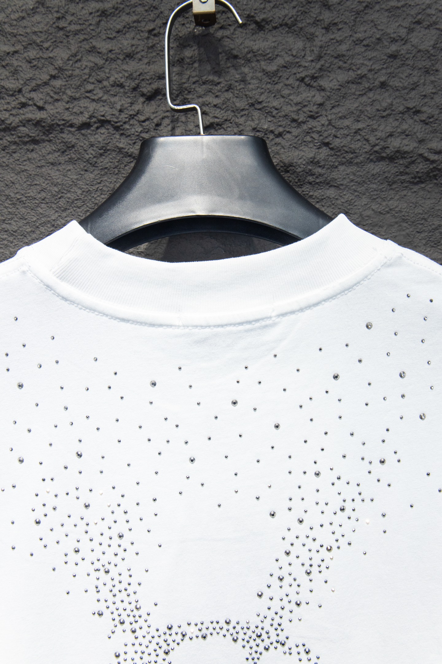 New diamond-encrusted short sleeves tshirt New diamond-encrusted short sleeves tshirt