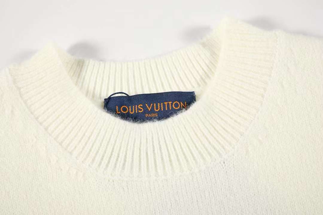 Alphabet printed cashmere sweater Alphabet printed cashmere sweater