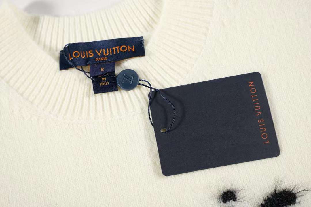 Alphabet printed cashmere sweater Alphabet printed cashmere sweater