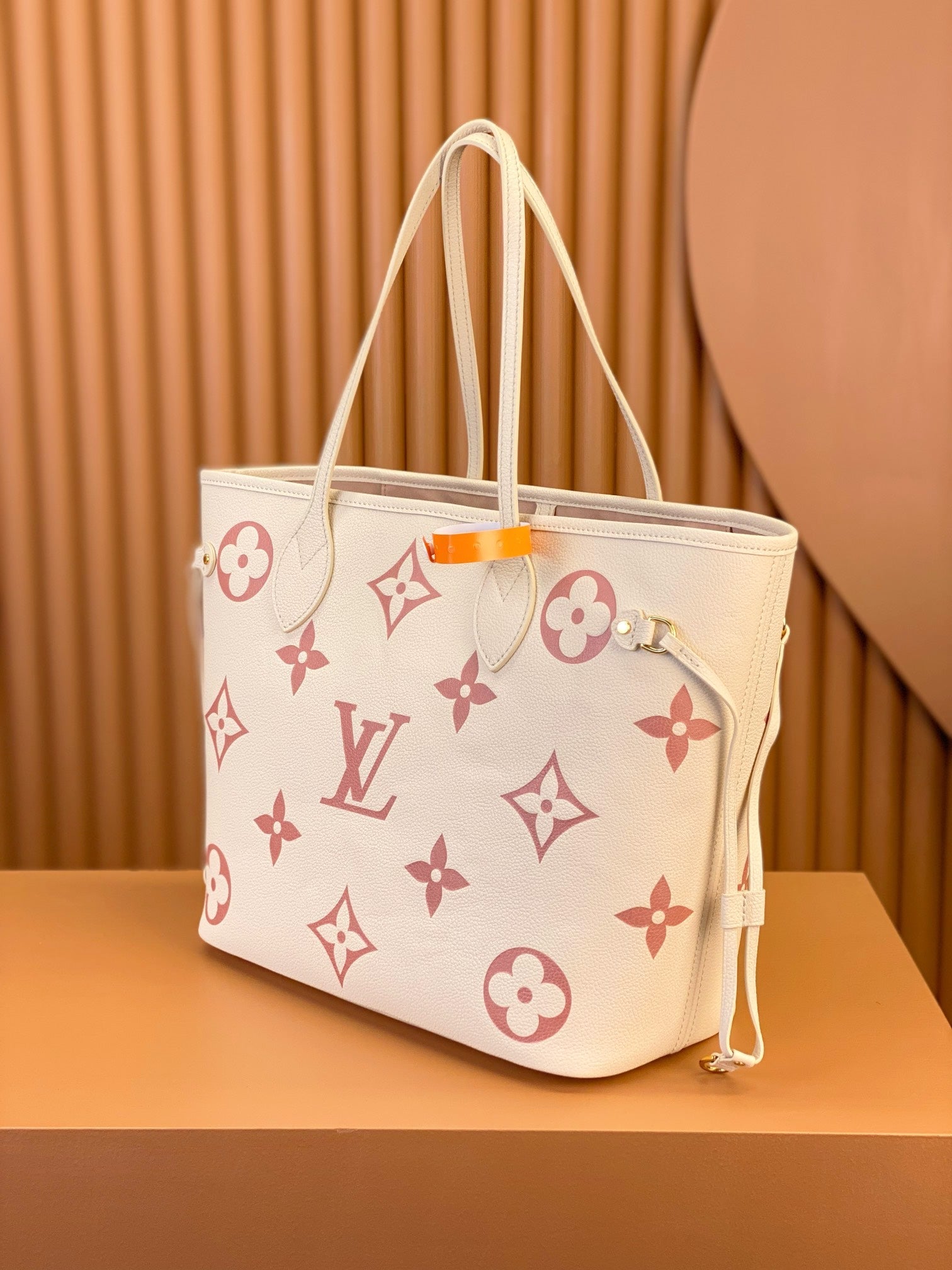0528 Neverfull MM Monogram Empreinte Leather 0528 Neverfull MM Monogram Empreinte Leather