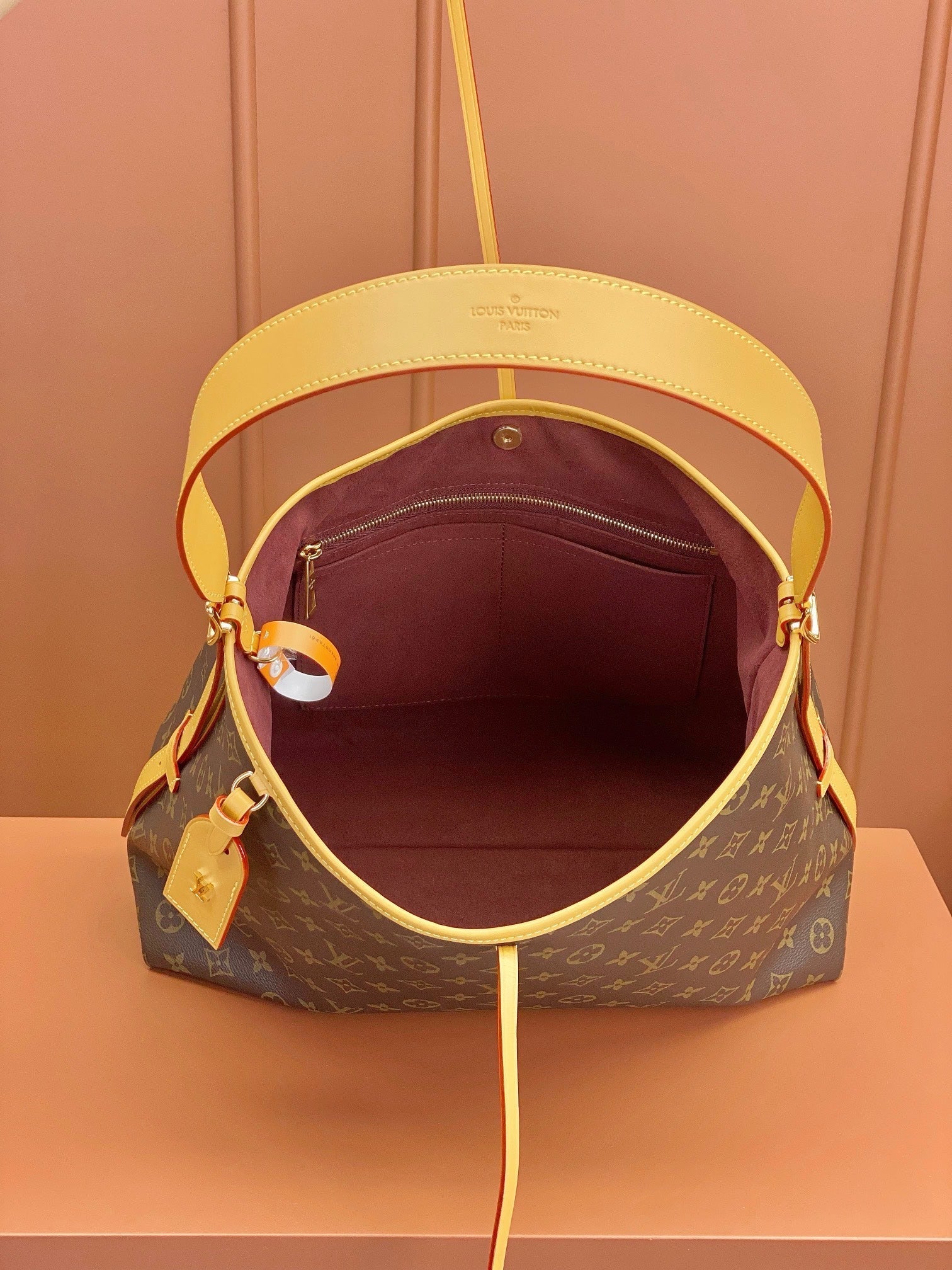 0528 CarryAll MM Monogram 0528 CarryAll MM Monogram