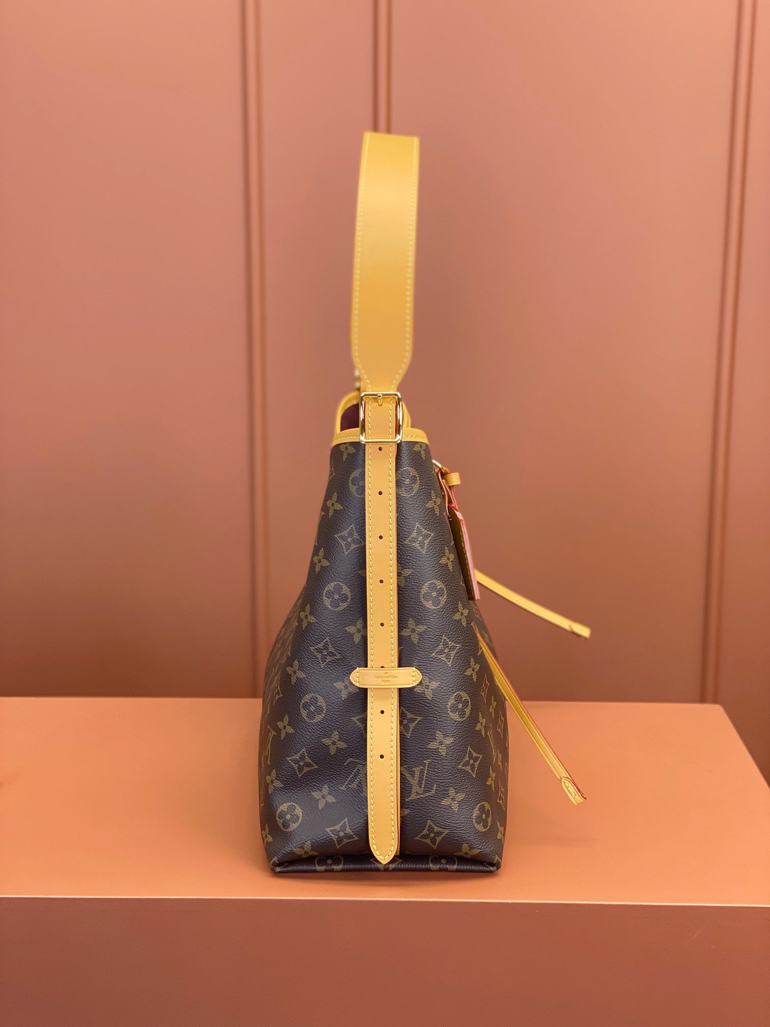 0528 CarryAll MM Monogram 0528 CarryAll MM Monogram