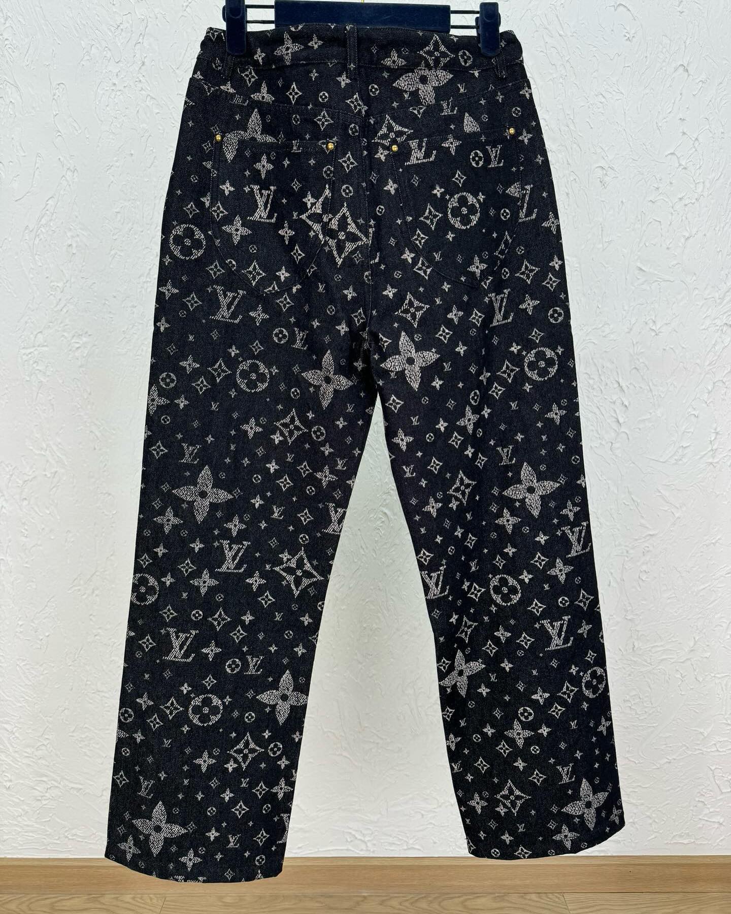 Full printed jeans Full printed jeans