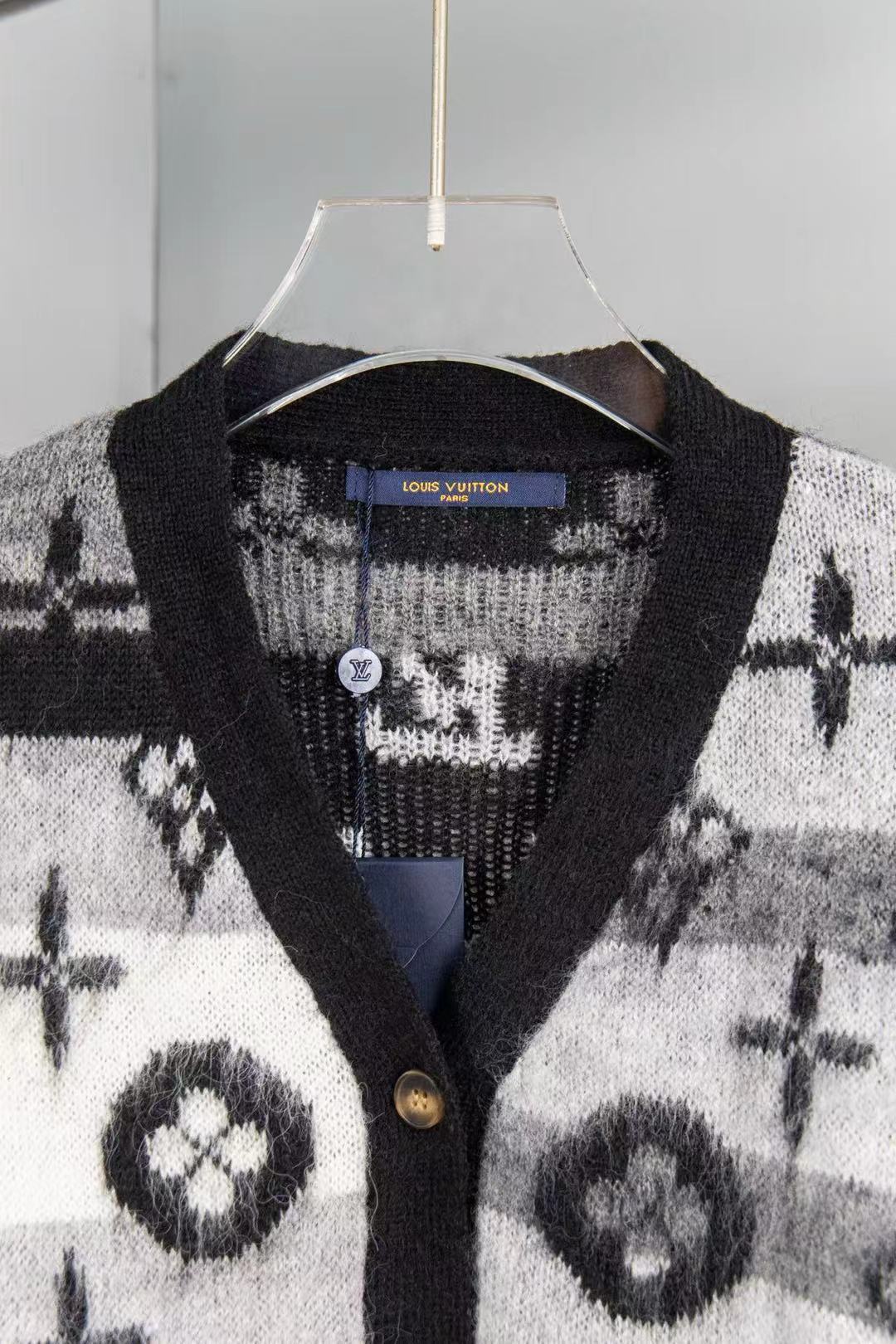 1021 New premium color matching wool sweater 1021 New premium color matching wool sweater