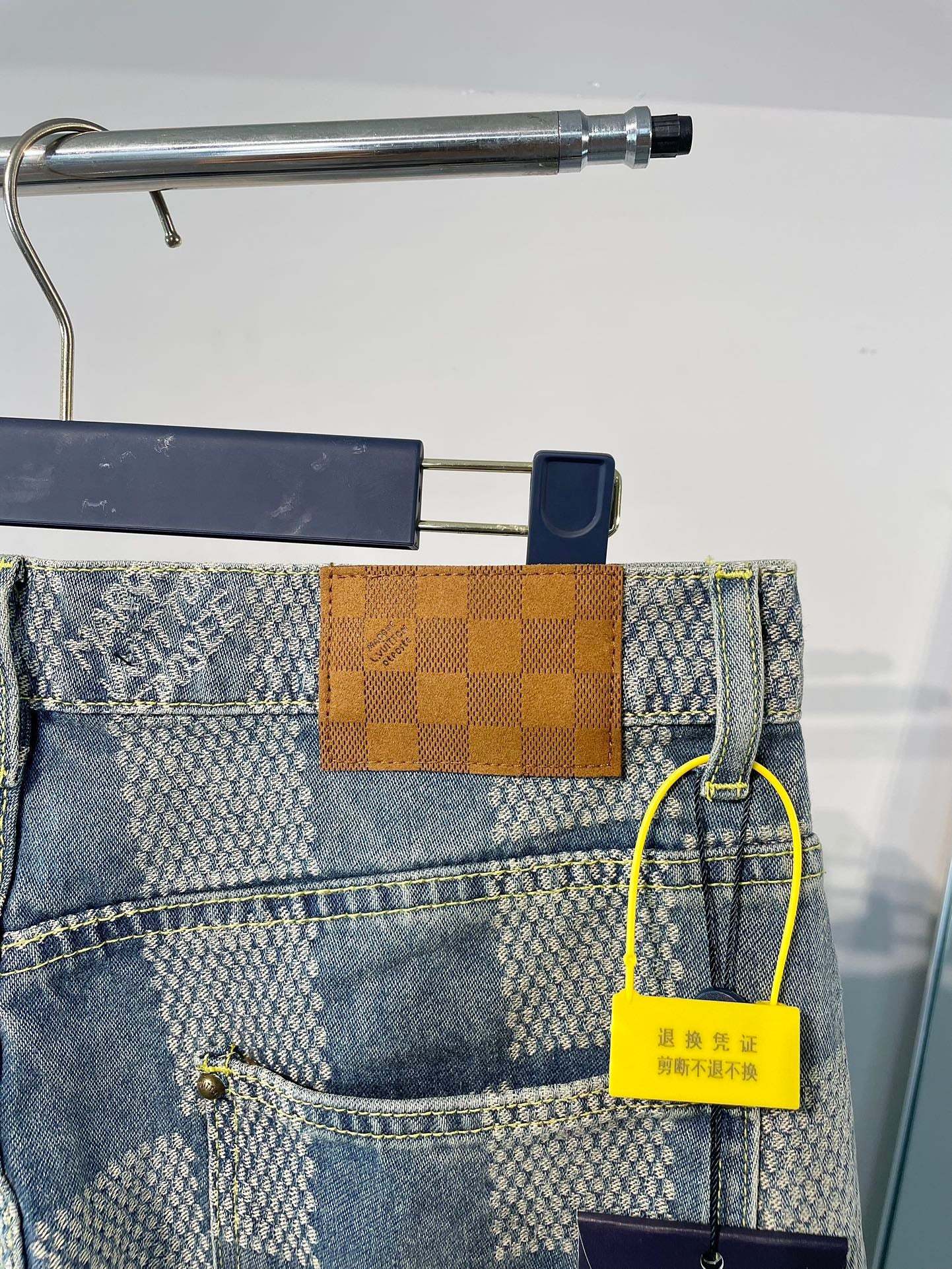 1105 New limited edition checkerboard patchwork washed blue denim jacket jeans set 1105 New limited edition checkerboard patchwork washed blue denim jacket jeans set