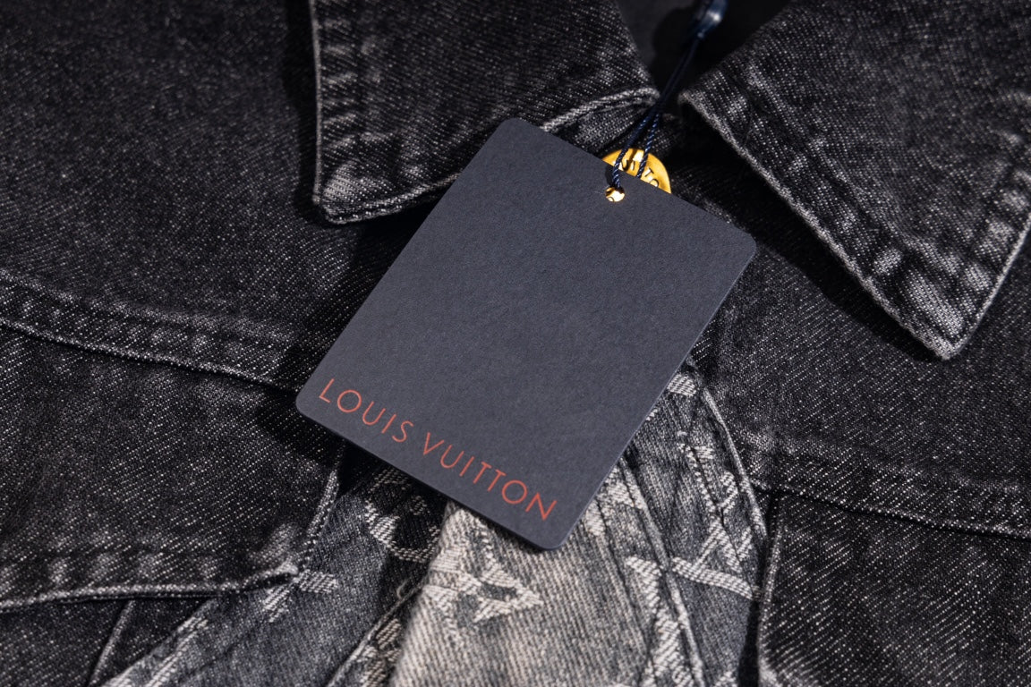 1014 High quality picture real shot received accept contrast denim jacket 1014 High quality picture real shot received accept contrast denim jacket