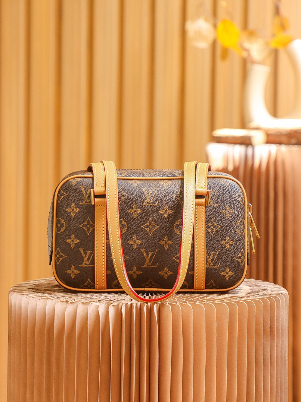 0528 Monogram Canvas Cité Handbag 0528 Monogram Canvas Cité Handbag