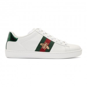 Classic flat shoe Bee