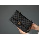 0528 Medium Classic Handbag Grained Calfskin 0528 Medium Classic Handbag Grained Calfskin