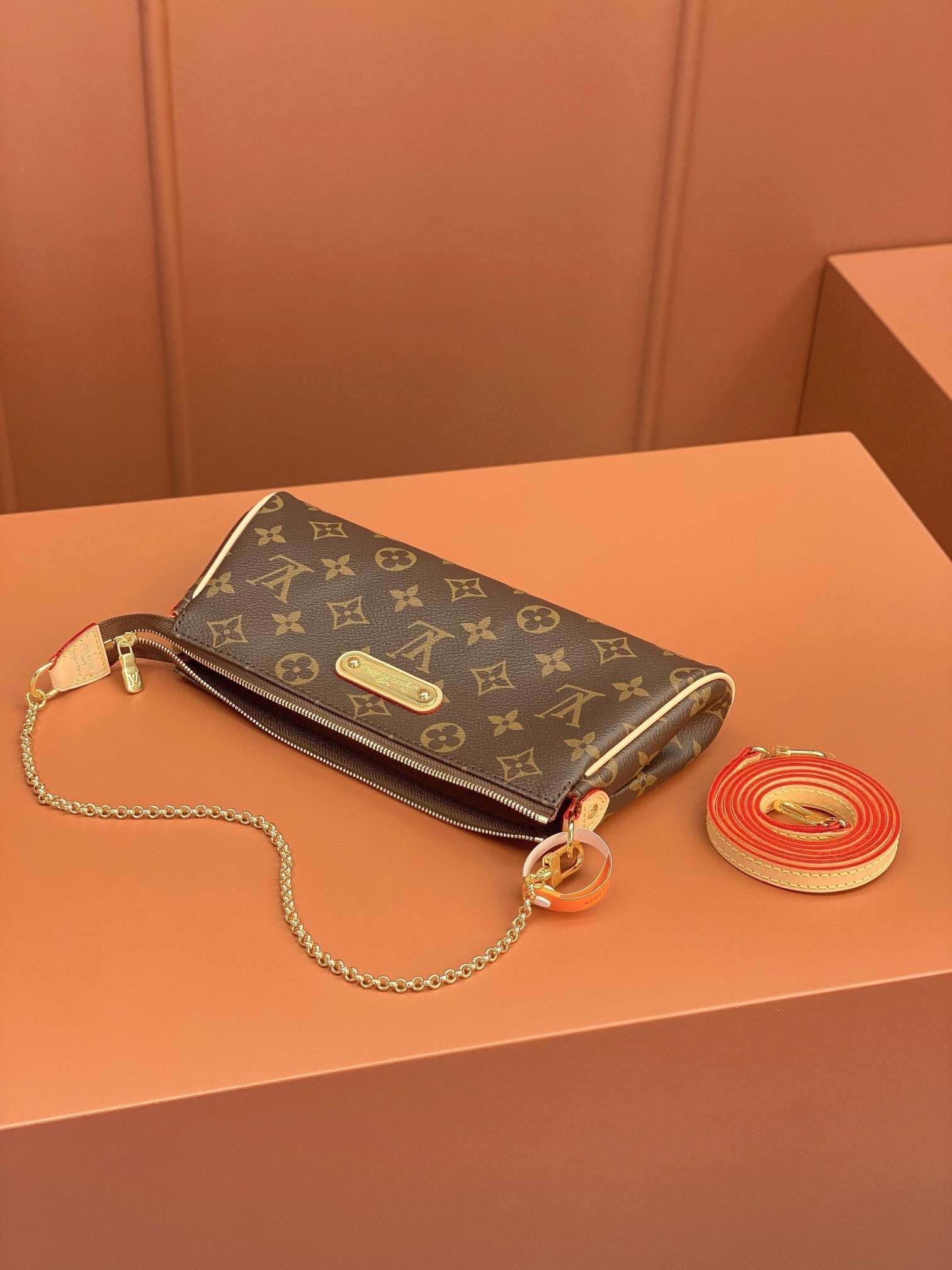 0528 Monogram Eva Shoulder Bag 0528 Monogram Eva Shoulder Bag