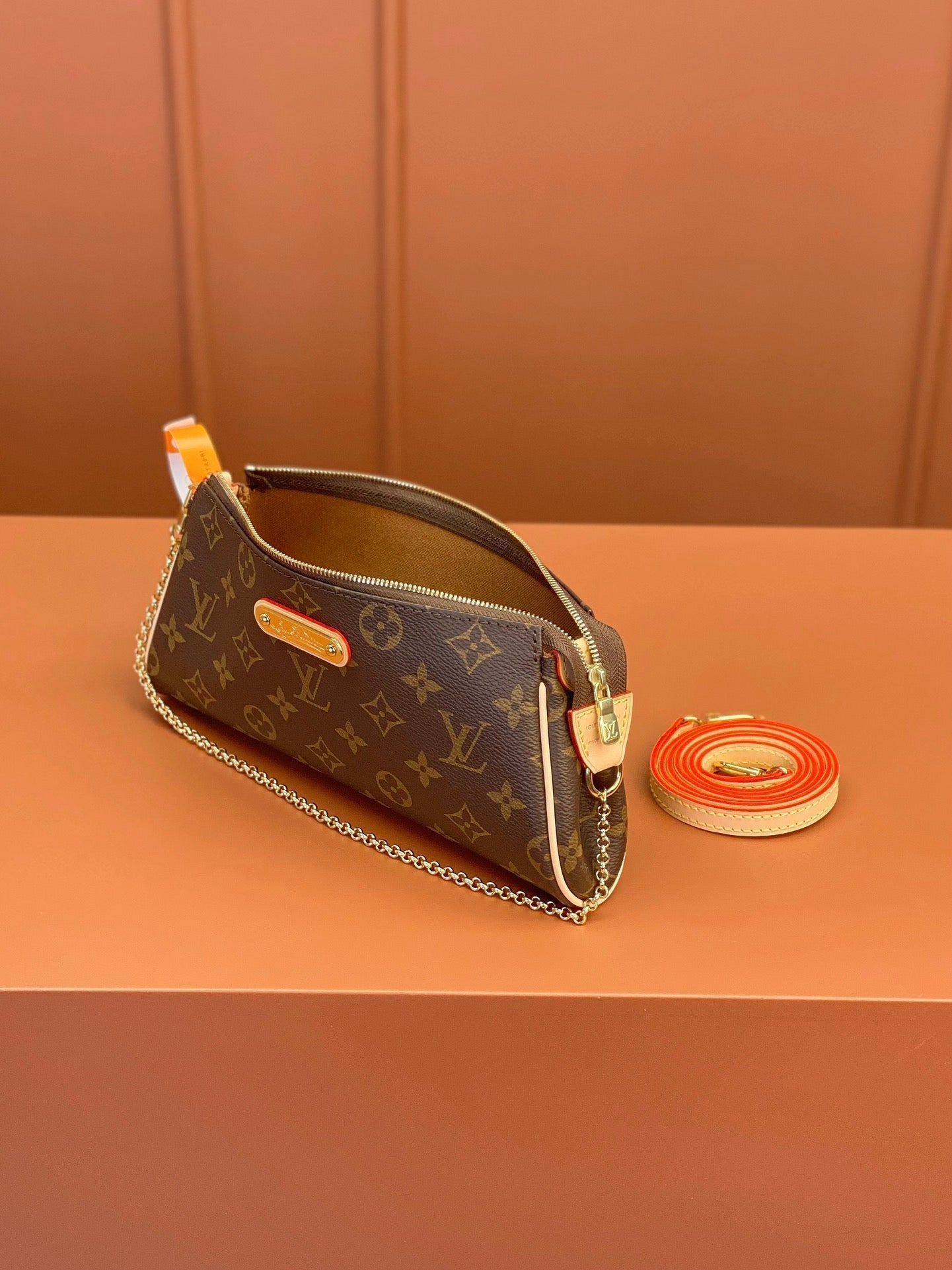 0528 Monogram Eva Shoulder Bag 0528 Monogram Eva Shoulder Bag