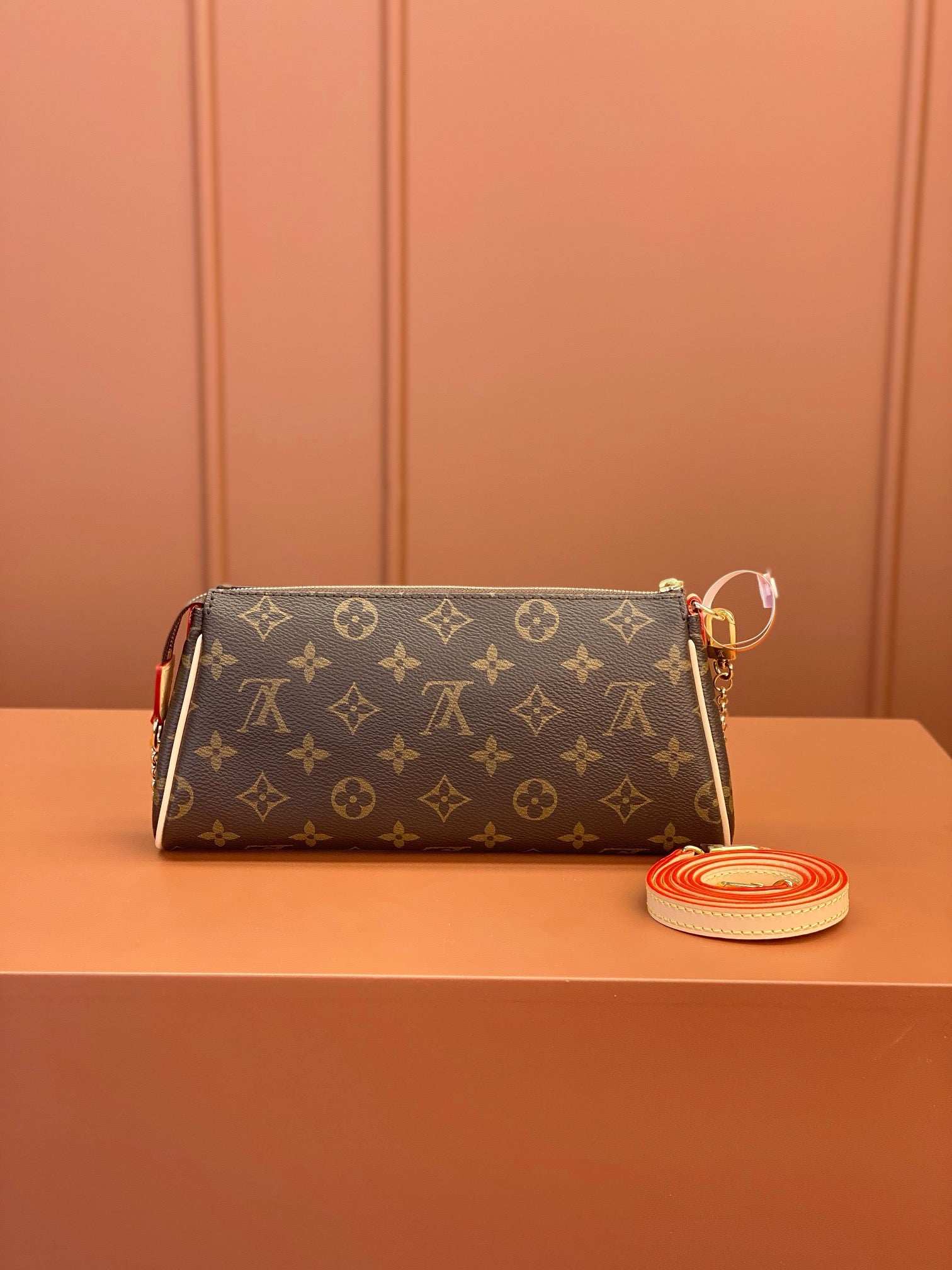 0528 Monogram Eva Shoulder Bag 0528 Monogram Eva Shoulder Bag