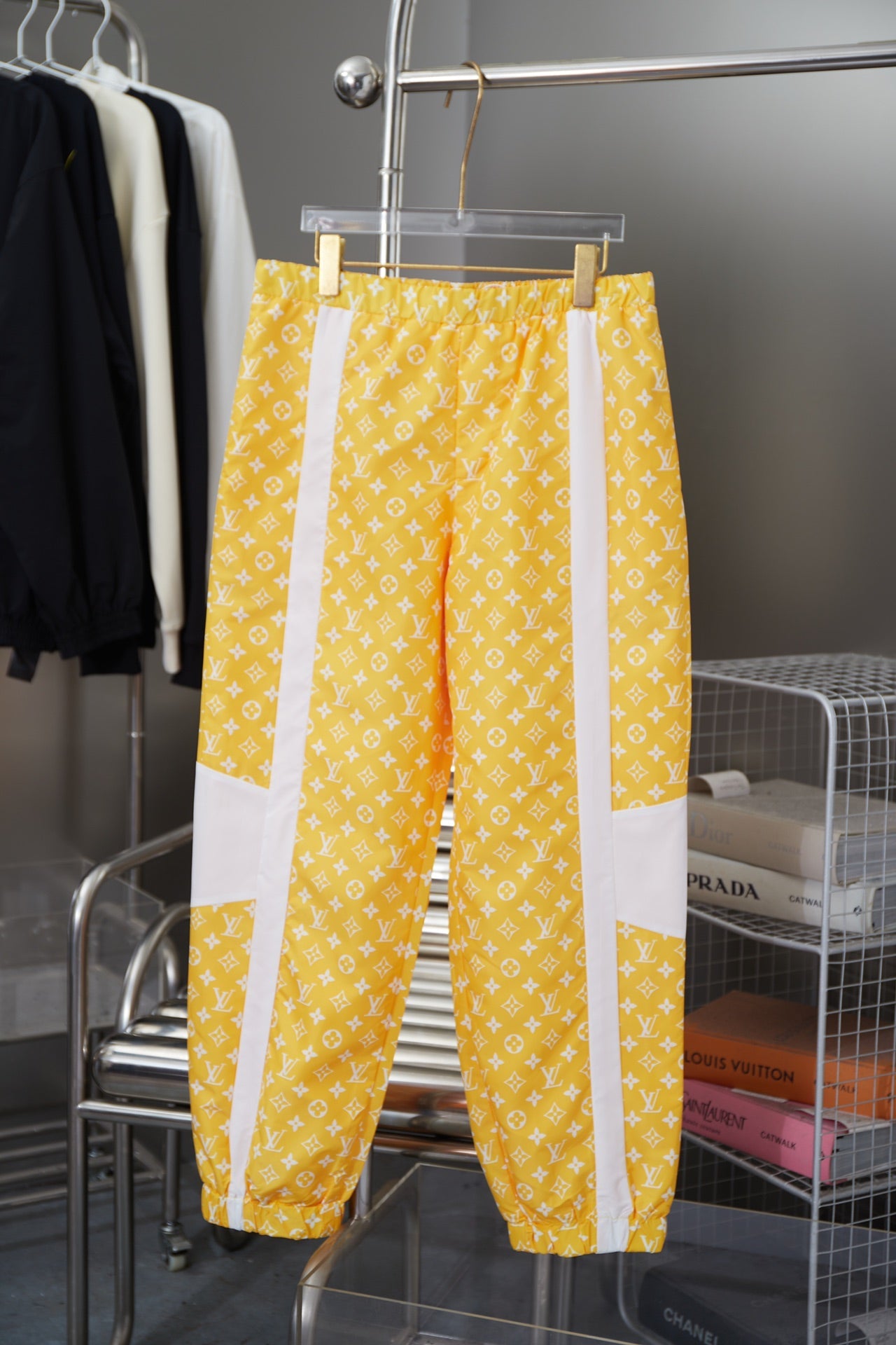 1031 The latest glitzy patchwork pants 1031 The latest glitzy patchwork pants