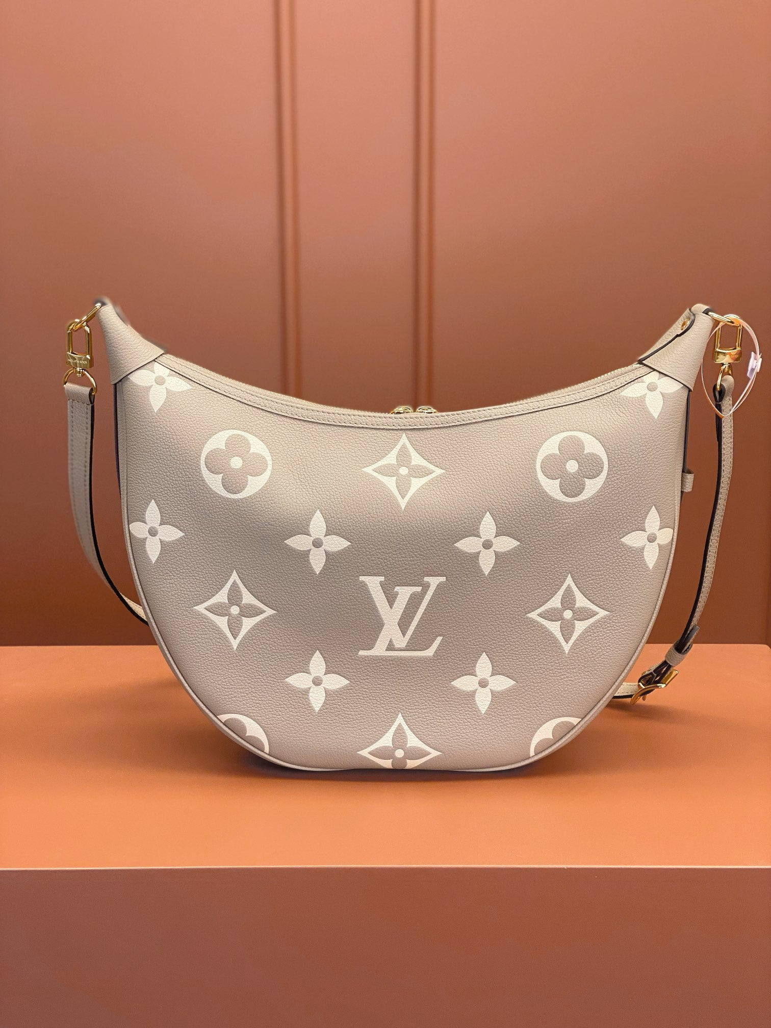 0528 Loop Hobo Monogram Empreinte Leather 0528 Loop Hobo Monogram Empreinte Leather