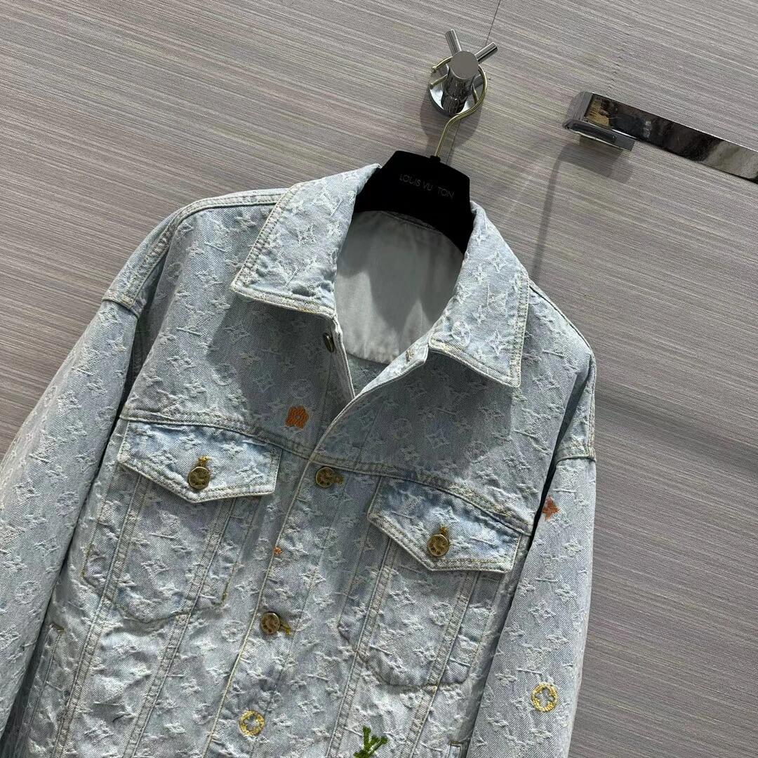 0528 Denim jacket with logo 0528 Denim jacket with logo