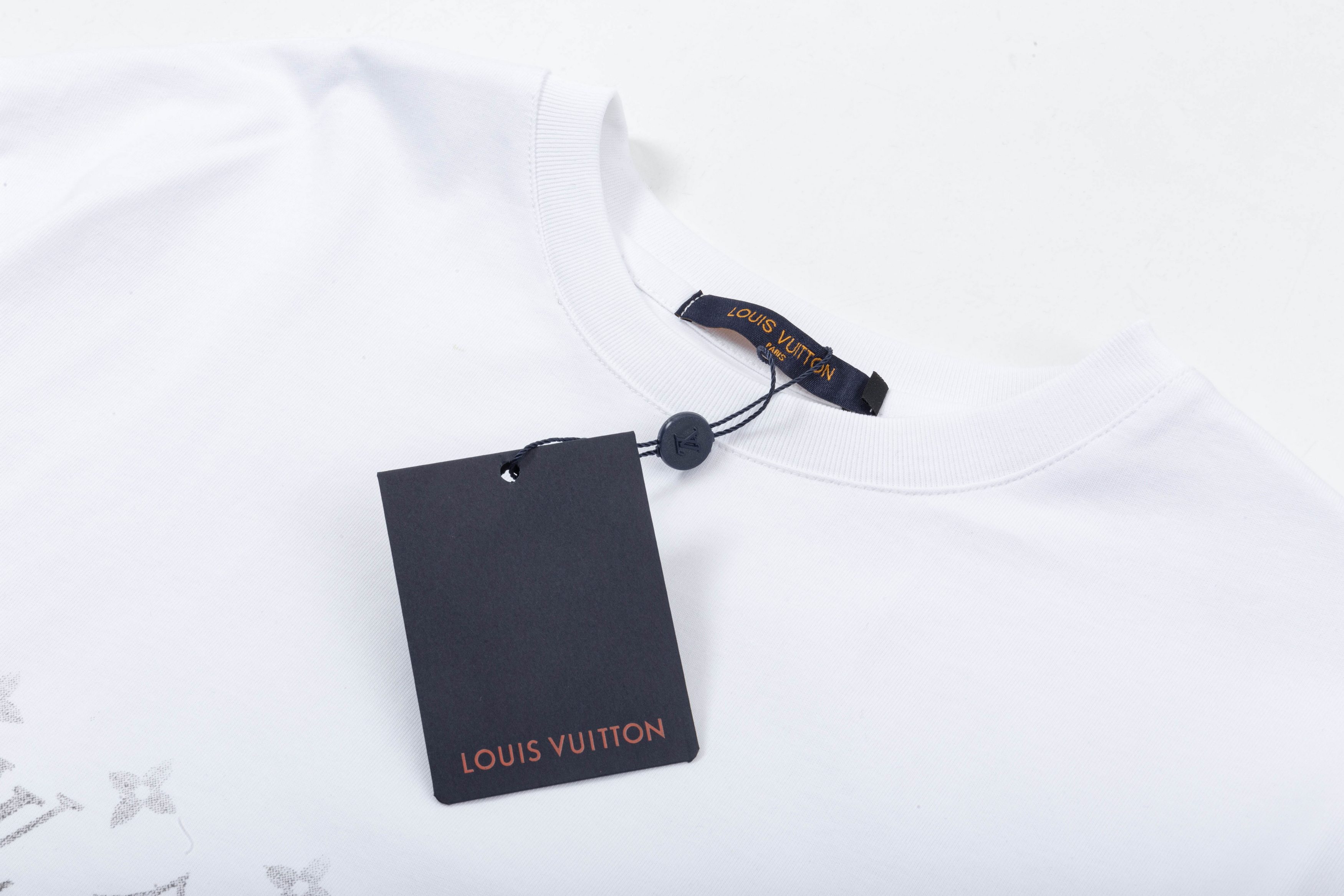 Gradient Print T-shirt Gradient Print T-shirt