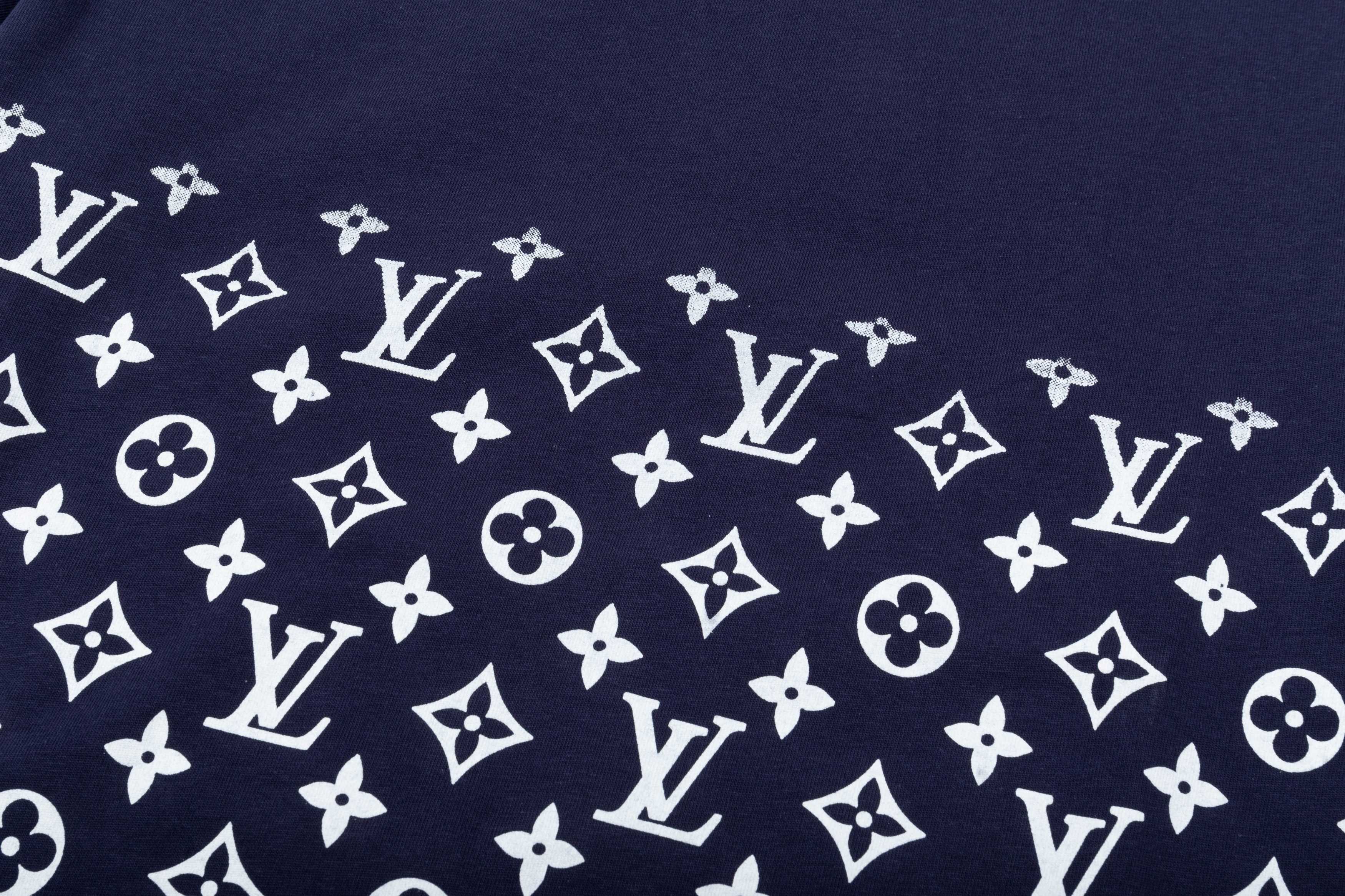 Gradient Print T-shirt Gradient Print T-shirt