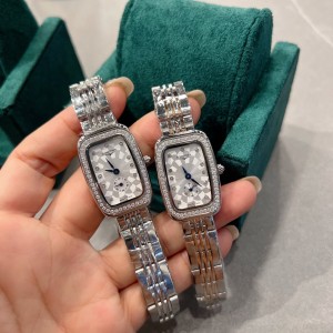 0528 Diamond Square Dial Watch