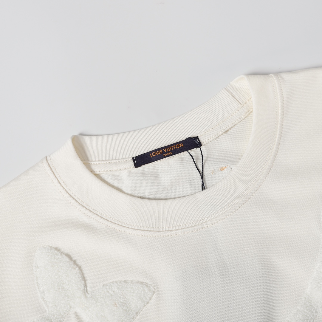 Classic Sweatshirt Classic Sweatshirt