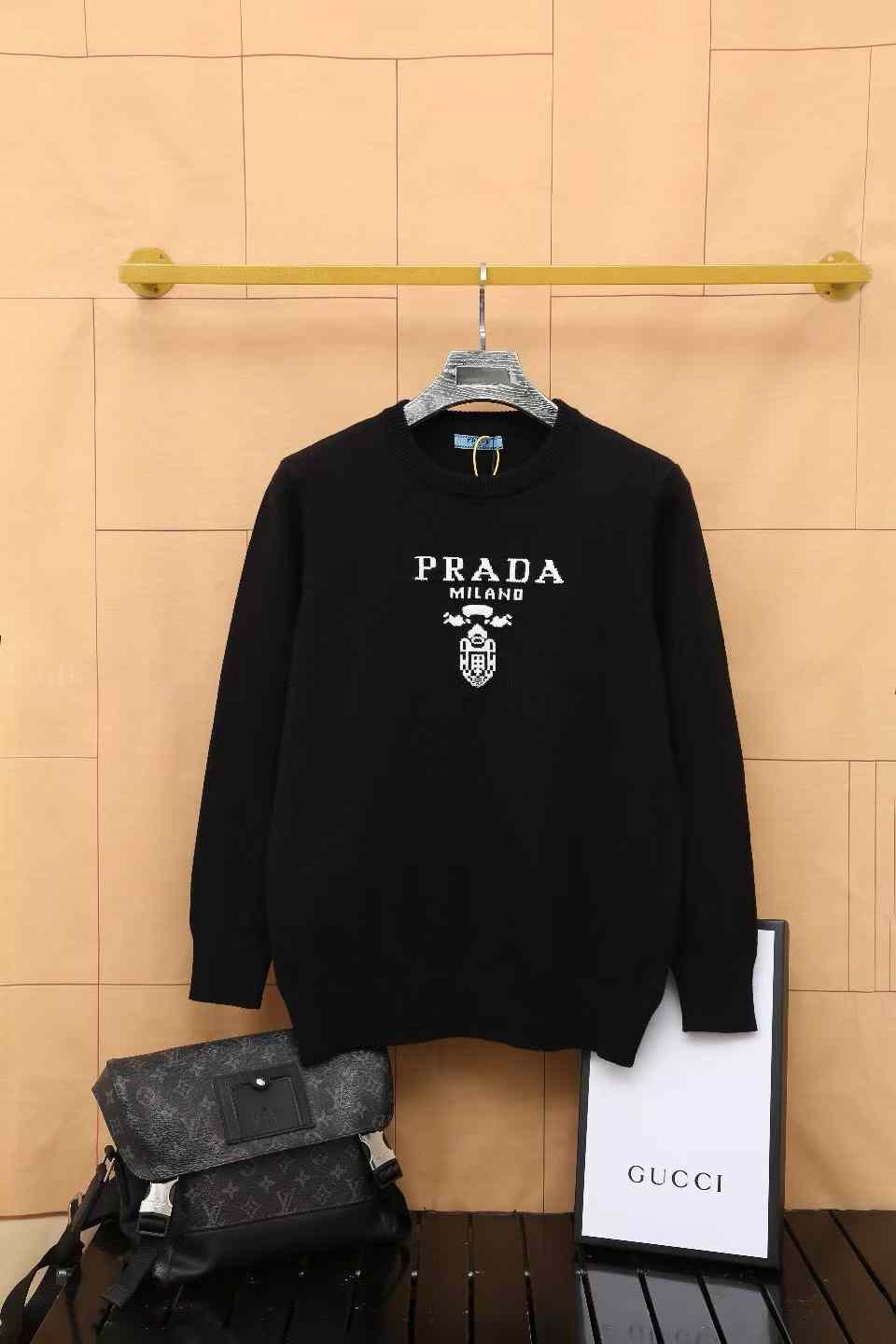 Classic printed logo sweater Classic printed logo sweater