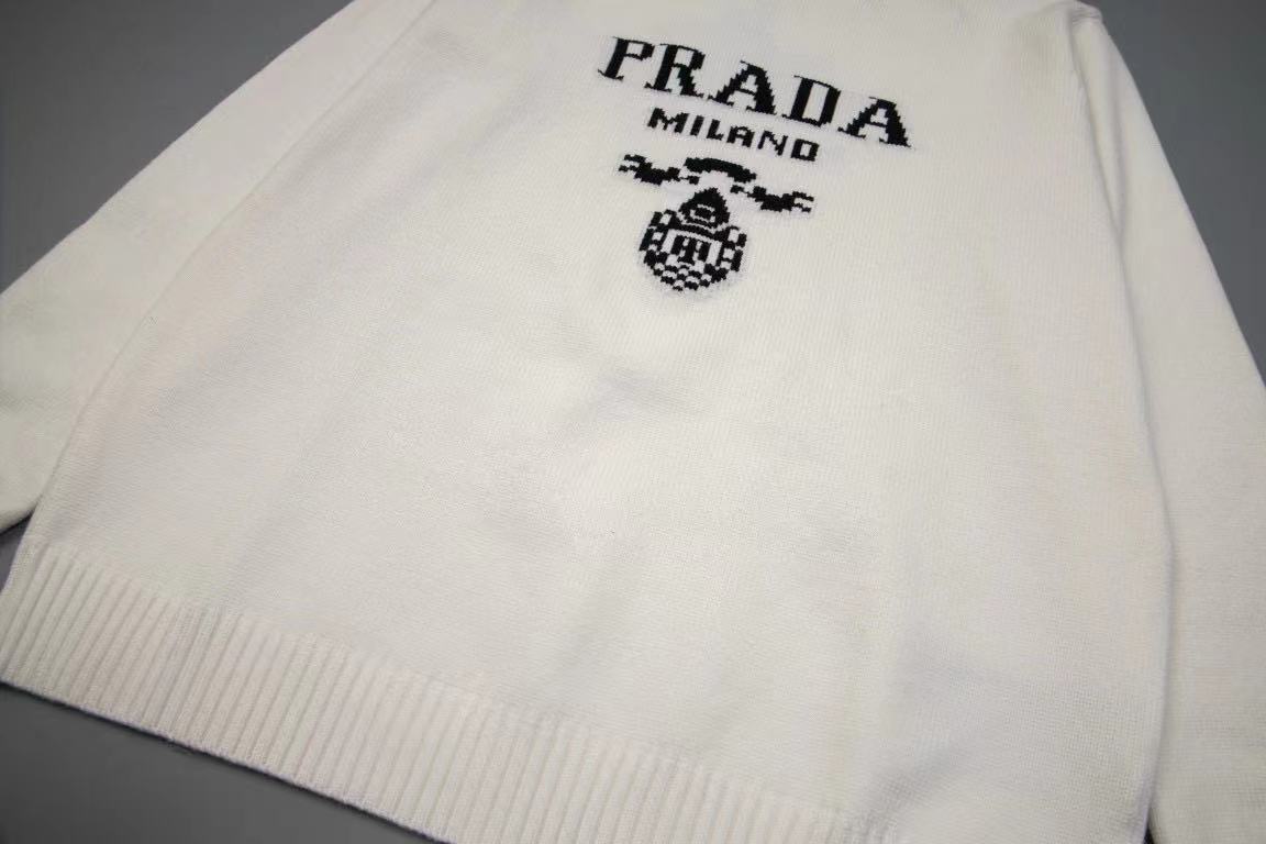 Classic printed logo sweater Classic printed logo sweater