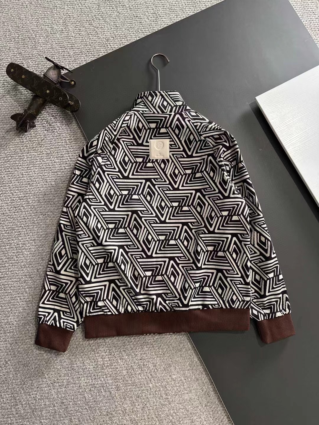 New zip-up stand up collar jacket New zip-up stand up collar jacket