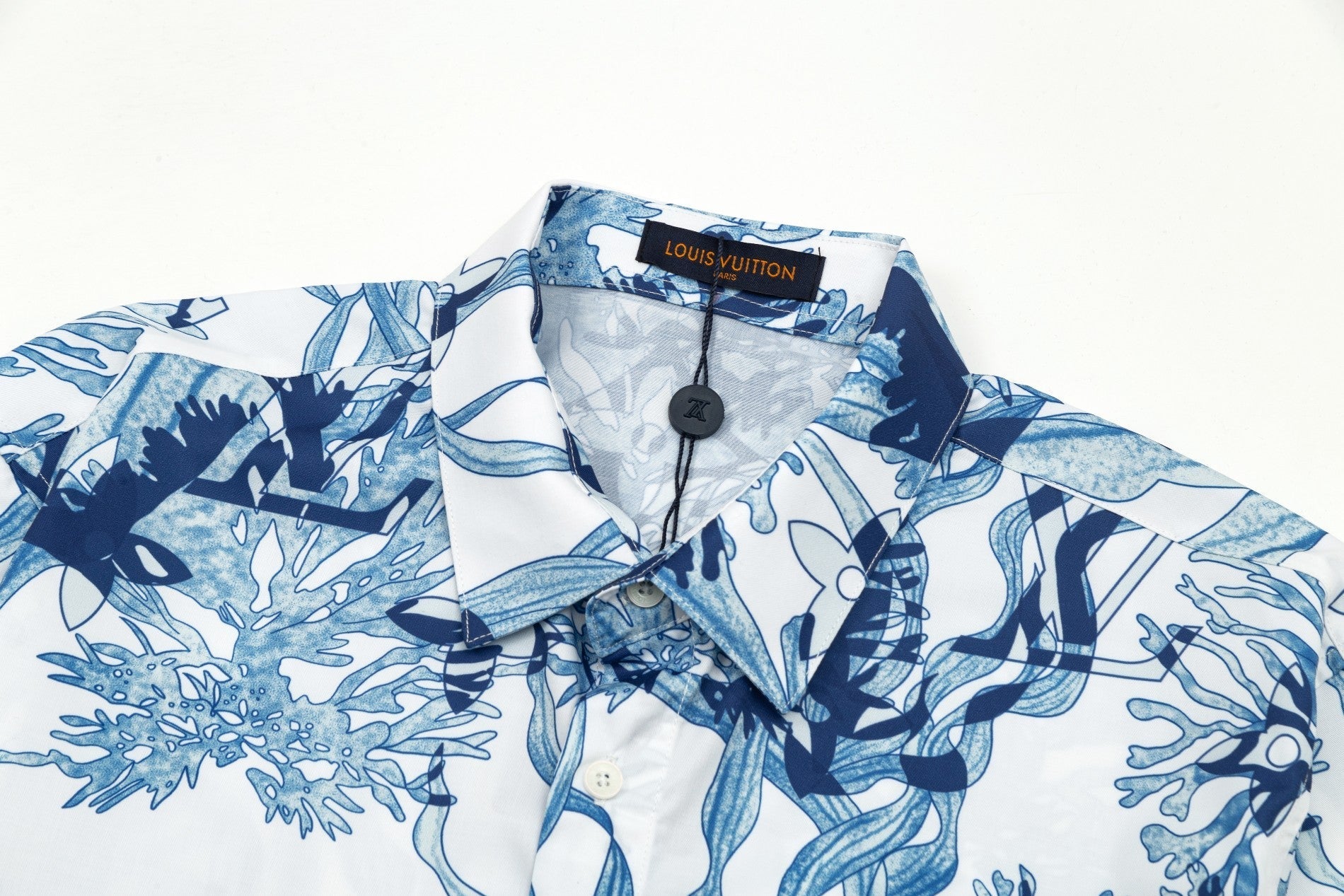 0730 New simple and stylish long-sleeved shirt 0730 New simple and stylish long-sleeved shirt