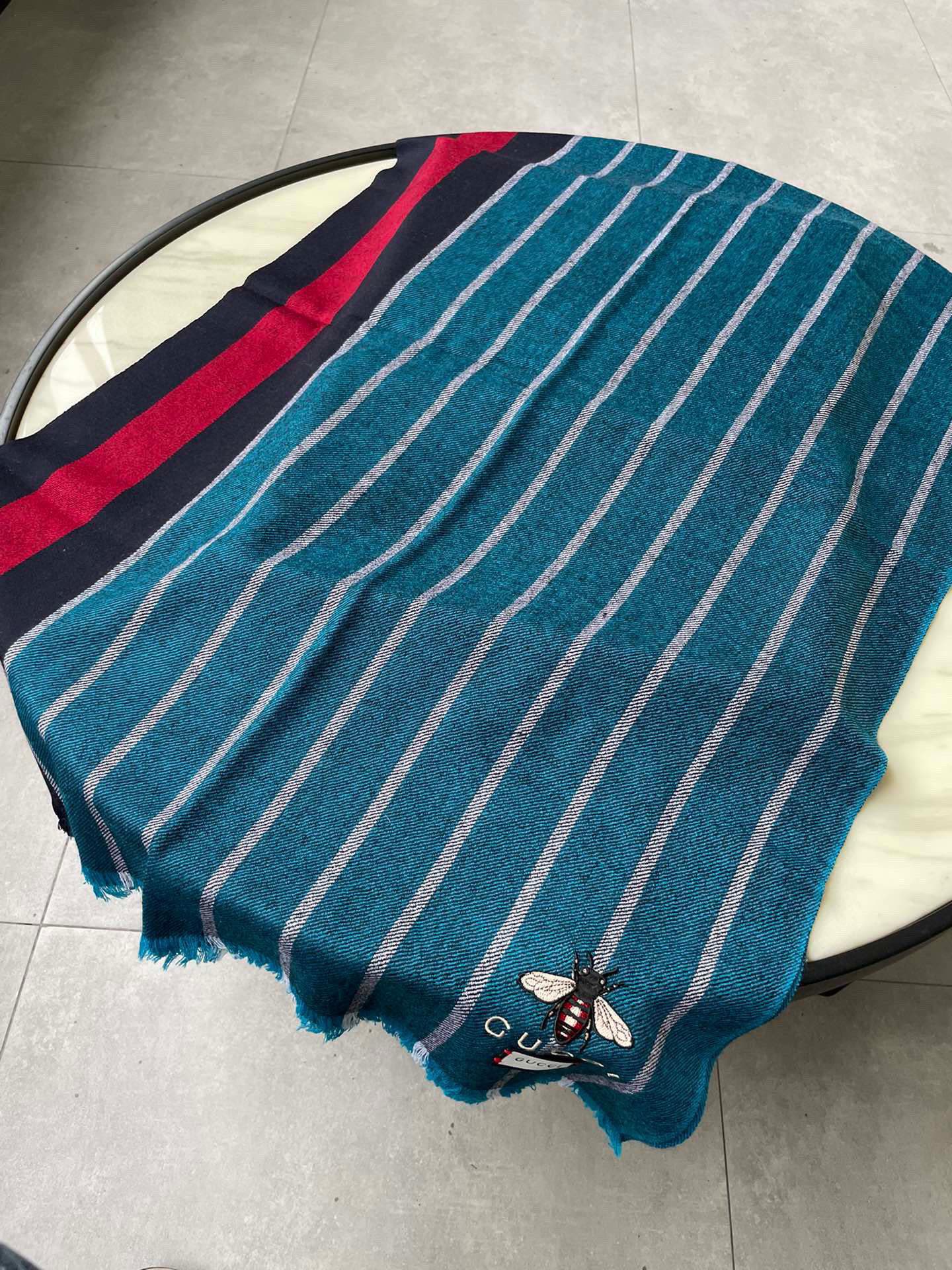 1002 Classic Soft and Comfortable Scarf 1002 Classic Soft and Comfortable Scarf